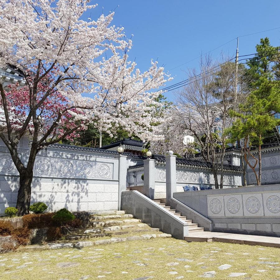 Hotel Gaya Seongju Екстериор снимка